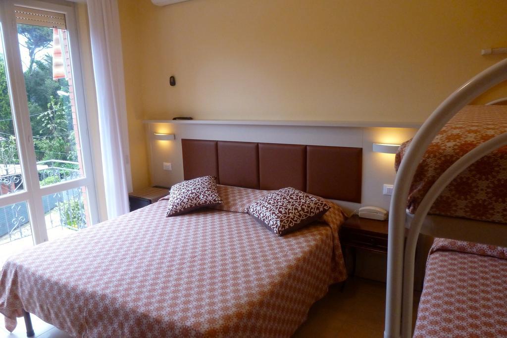 Hotel Versilia Lido di Camaiore Zewnętrze zdjęcie