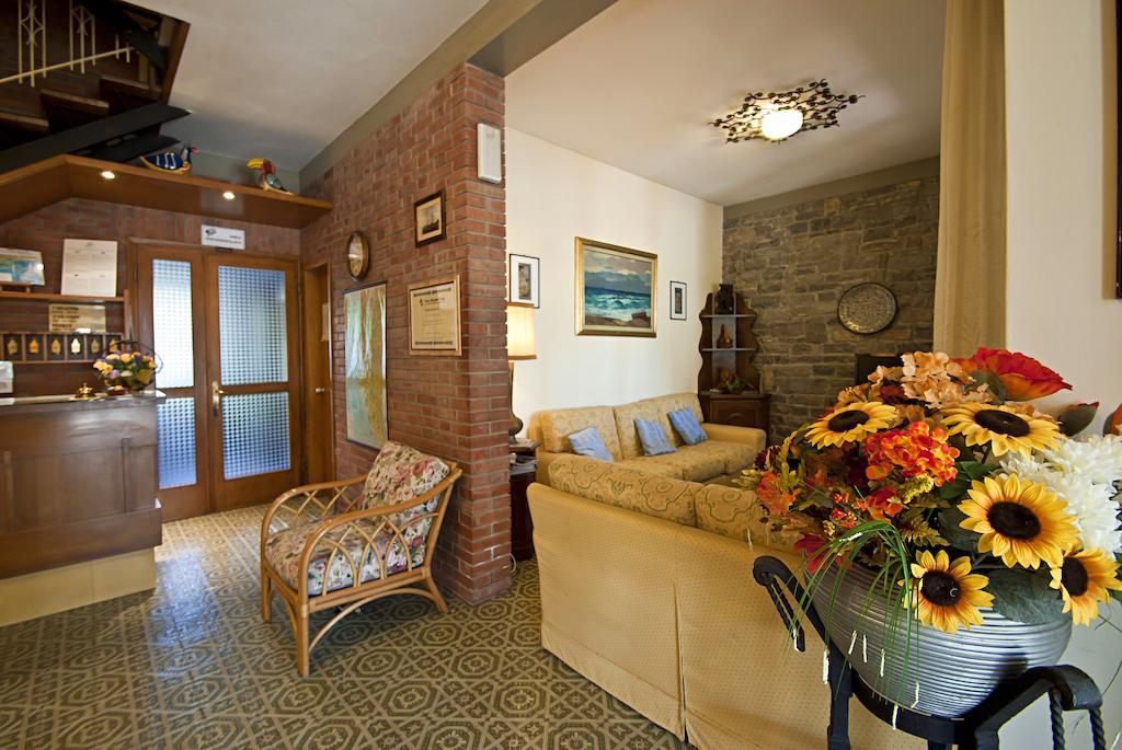 Hotel Versilia Lido di Camaiore Zewnętrze zdjęcie