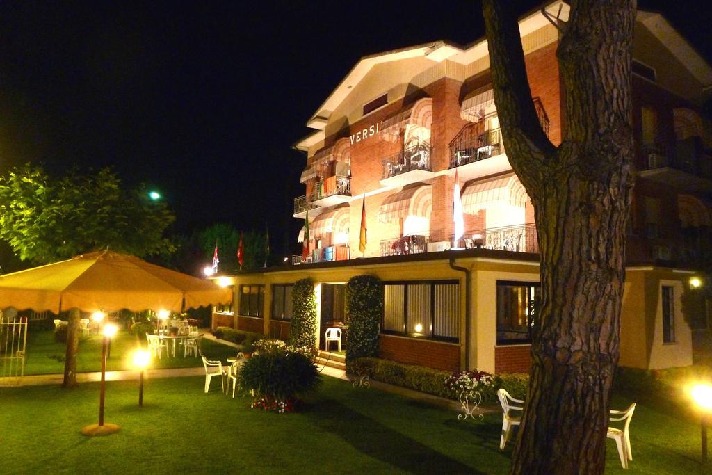 Hotel Versilia Lido di Camaiore Zewnętrze zdjęcie